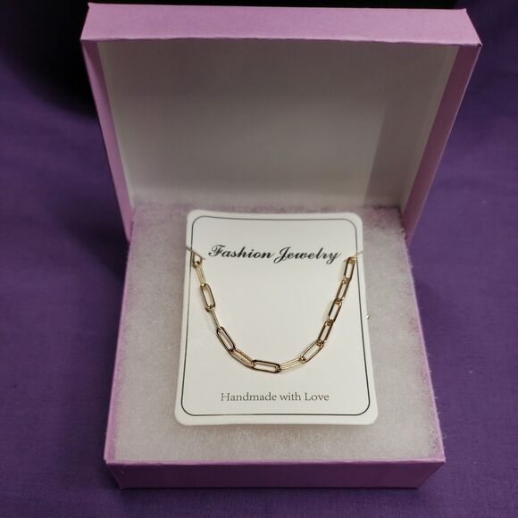 Dainty Gold Tone Paperclip Style Necklace, 16' Collar Length, on card, w/box - Picture 1 of 11